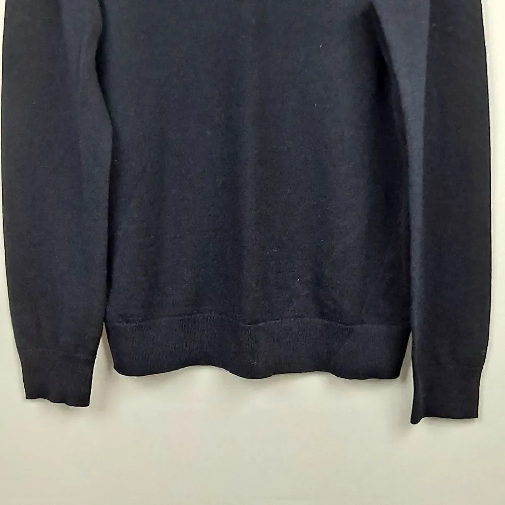 Banana Republic Mens wool sweater NWOT‎
